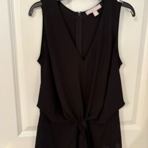 Chelsea 28 Black Sleeveless Top
